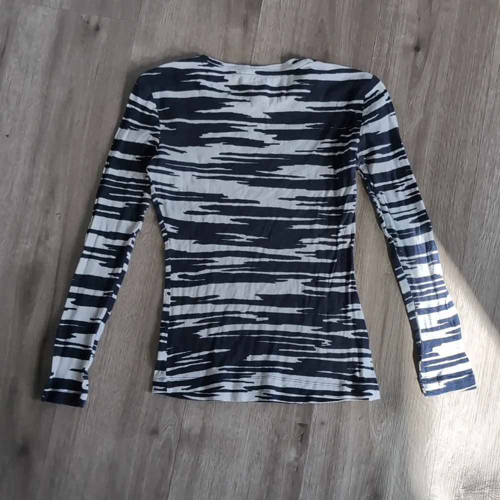 Tory Burch Striped Black and White Women's Top - Picture 3 of 3